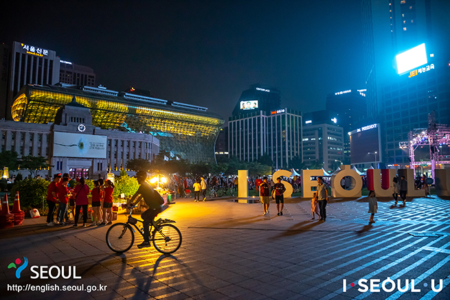 「2018俄國世界盃」首爾廣場外國人街頭聲援戰