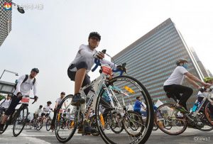 首爾市招募萬人全球自行車騎行——「2019騎行首爾」參加者