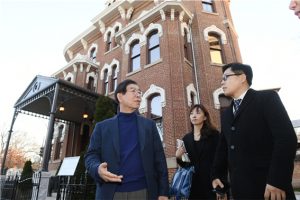 朴元淳市長訪問自主外交的象徵——「大韓帝國駐美公使館」