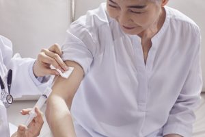65歲以上年長者4月起展開新型冠狀病毒肺炎疫苗預防接種