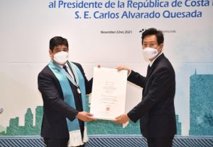 哥斯大黎加總統卡洛斯‧阿爾瓦拉多成「首爾市榮譽市民」