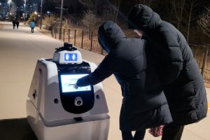 從巡邏到解惑！機器人「Robotanic」帶您聰明暢遊首爾植物園