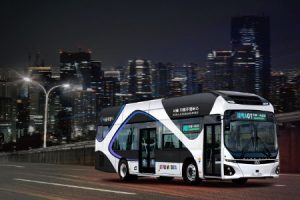 首爾市為清晨勞動者推出「自動駕駛清晨同行公車」，用高科技交通照亮民生