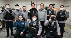 春節連假前拜訪傳統市場、警察與消防第一線-3