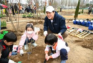 第79屆植樹節紀念舉辦「同行魅力庭園城市首爾」活動-4