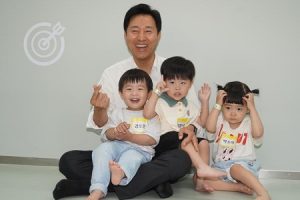 吳世勳牌「首爾兒童發育支援中心」開館一年，已為6,031名新冠疫情兒童進行檢查